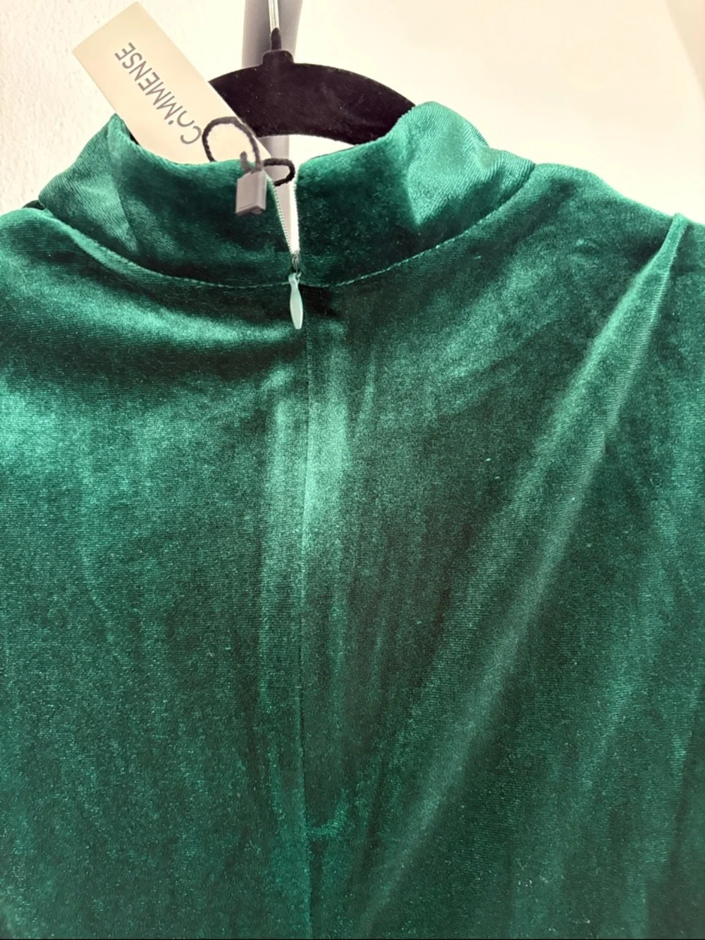 Commense Lace Trim Ruched Velvet Mini Dress NWT Size S - Picture 6 of 6